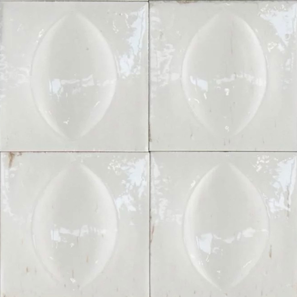 Picture of Tesoro - Gleeze 3D Egg Bianco