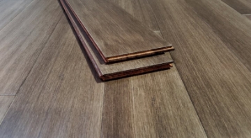 Picture of Blue Forest - Solid Tongue and Groove 5 5/8 Berwick Handscraped